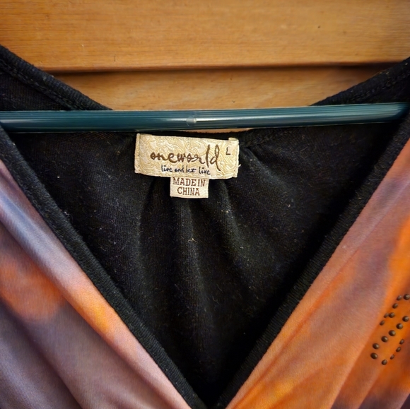 One world live and let live dress - Picture 2 of 3